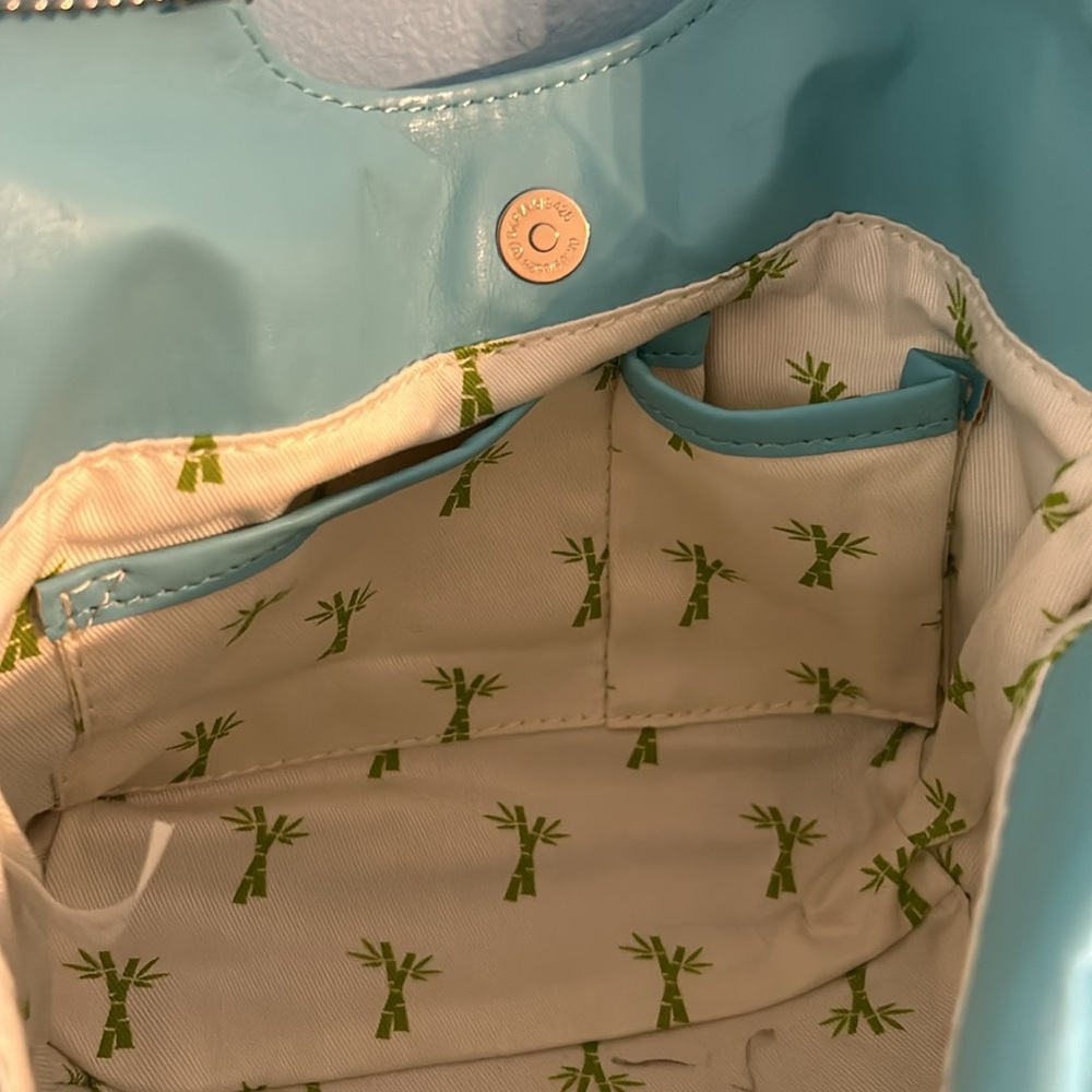 Vintage Cariloha Bamboo Blue and White flowered bamboo lined Mini handbag - Picture 9 of 10